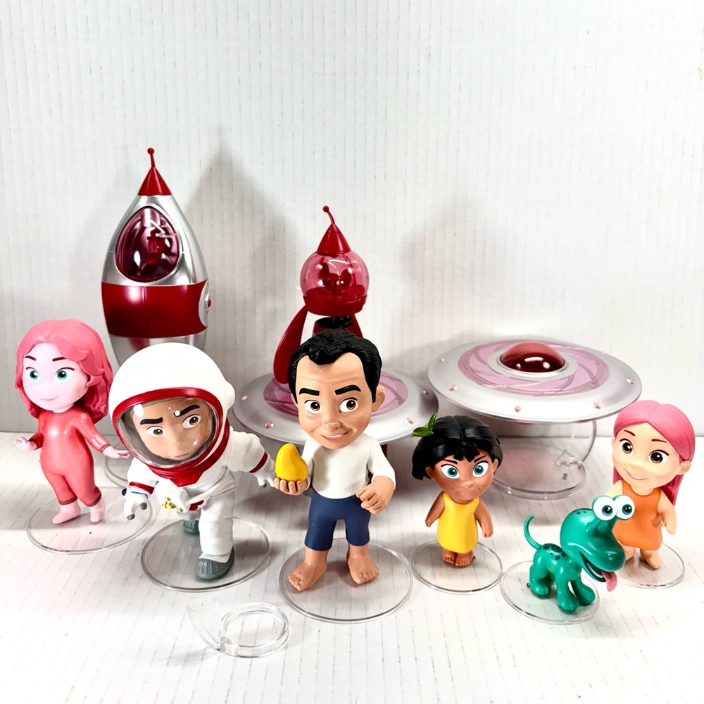 BLUSH Limited Edition 17 Pc Figure Set Thinkway Toy Lasseter Apple TV Skydance